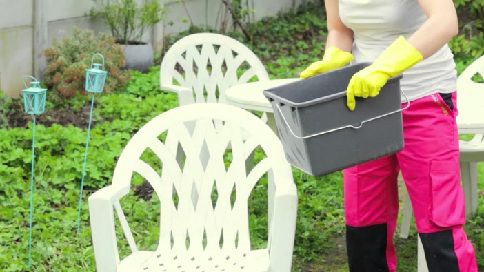 Comment entretenir et nettoyer vos différents meubles de jardin ?